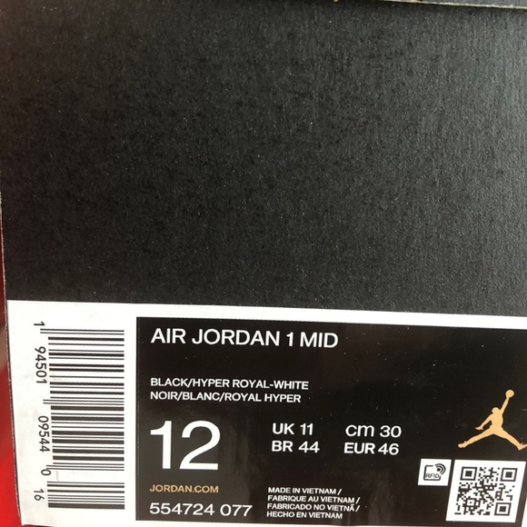 NIKE AIR JORDAN 1 MID SNEAKERS - Picture 7 of 9